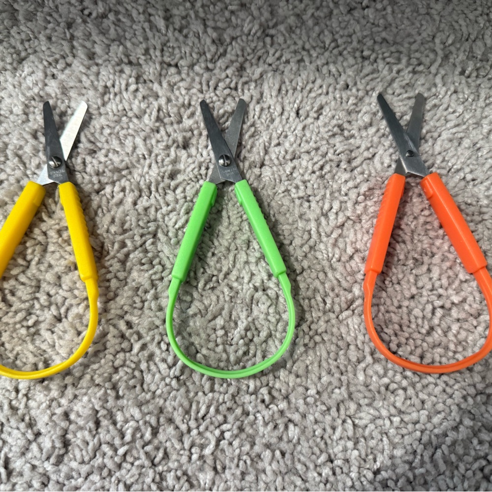 Set of 3 loop toddler scissors
